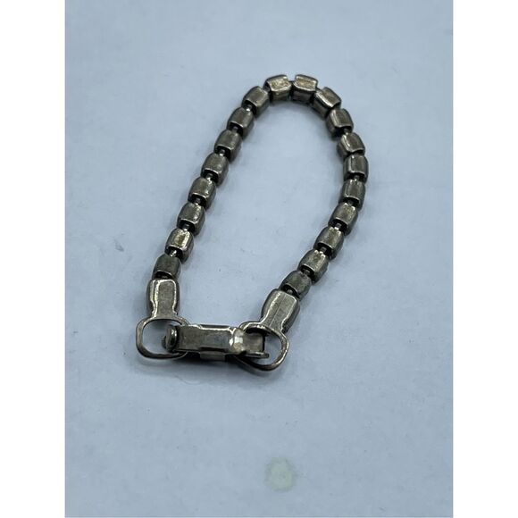 Vintage baby bracelet- mid century- rhinestone - Picture 4 of 7